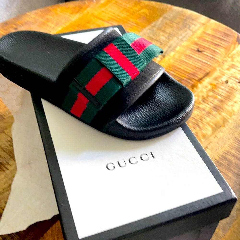 Gucci slides